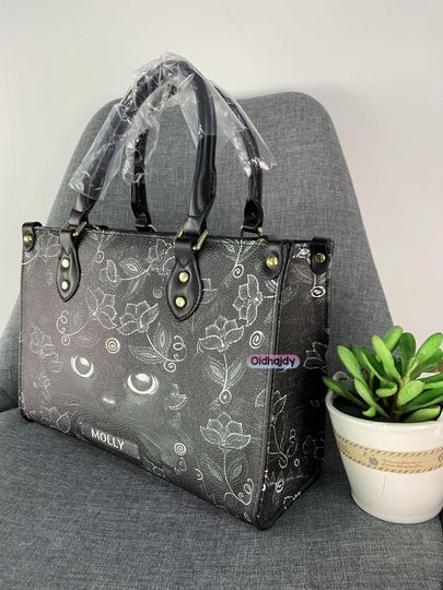 Black Cat Leather Handbag, Black Cat Woman Vintage Handbag, Shoulder Bag, Crossbody Bag, Top Handle Bag