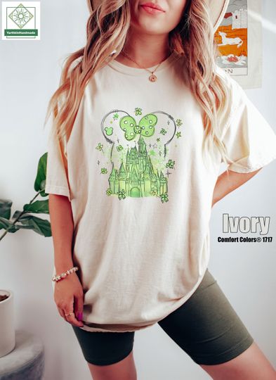 Disneyland St Patricks Day Shirt, Clover Disney Castle Minnie Mouse Shirt