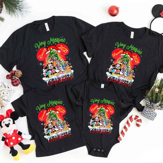 Very merriest Disney Christmas 2022 shirt, Santa claus Magic Kingdom Christmas