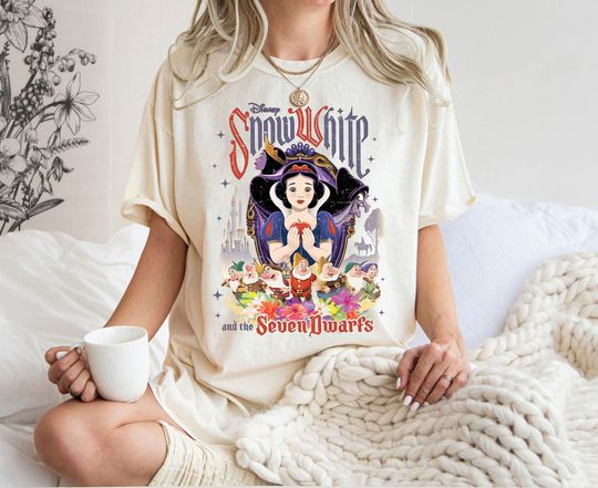 Disney Princess Snow White Shirt, Disney Character Retro Snow White and The Seven Dwarfs