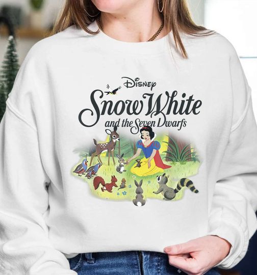 Animal Friends - Snow White And The Seven Dwarfs Floral Wreath Sweatshirt, Snow White Princess Disney