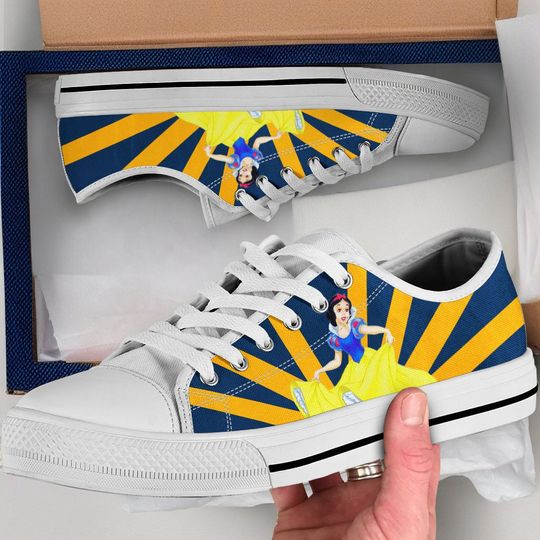 Snow White Canvas Shoes, Disney Princess Sneakers, Cartoon Character Shoes, Hand Painted Sneakers, Cute Casual Footwear, Unique Gifts for