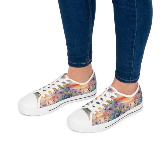 Spring Tennis Shoes, Women's Low Top Sneakers, Low Top Converse Style, Spring Flowers, Casual Shoes, Shoes for Women, Walking shoes