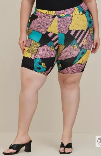 NWT Torrid Plus Size 2 2X 18/20 Disney The Nightmare Before Christmas Bike Short