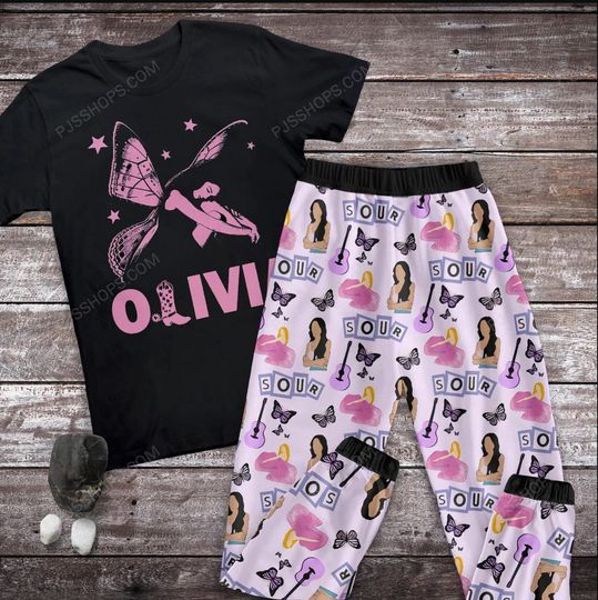 Olivia Rodrigo Pajamas Set, Olivia Personalized Family Pajamas, Olivia Rodrigo Family Christmas Pajamas Set.