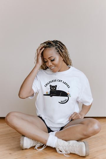 Discover Childless Cat Lady Comfort Colors Tee, Feminist Tee Shirt, Cozy Graphic T-Shirt