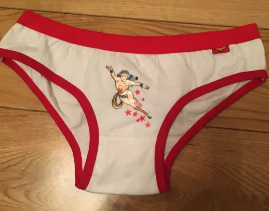 Wonder WomanLadies Under Wear /  Brief New Size S/ 8 New No Label