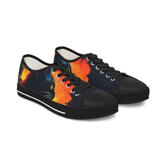 Black Cat Women's Low Top Sneakers