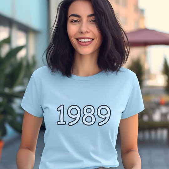 Discover Taylor 1989 T-shirt, Vintage 1987 shirt, 1987 birthday shirt, gift for him, gift for her, birthday gift, Gift for mom, Gift for Dad