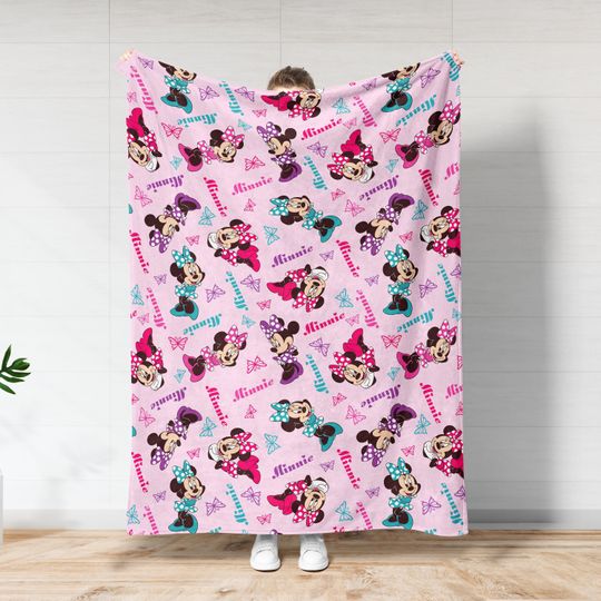 Discover Carousel Pink Minnie Mouse Throw Blanket, Warm Colors Minnie Quilt, Dreams Mickey Sofa Blanket, Newborn Swaddle Sherpa Blanket S10