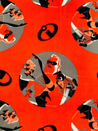 Beautiful Handmade "Incredibles" No-Sew BlanketFleece Throw with Movie Character Design. Perfect gift for any Disney fans. Cute and cozy