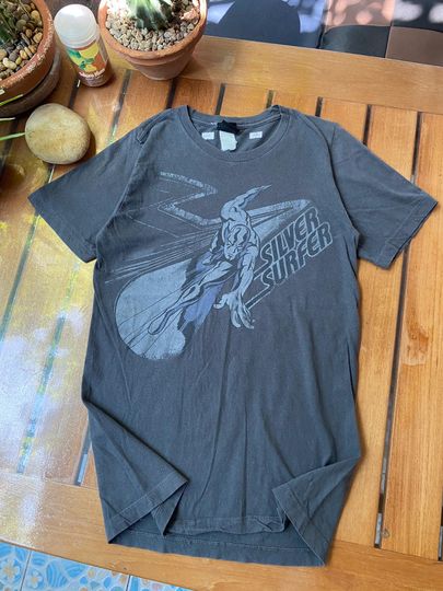 Vintage Silver Surfer Marvel Comics T Shirt , Avengers Super Heroes Marvel Series , Vintage Marvel t shirt , Vintage Silver Surfer t shirt
