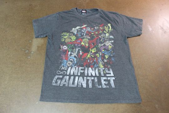 Discover Vintage Mad Engine / Marvel The Infinity Gauntlet T-Shirt / 90s Super Hero / Cartoon Graphic Promo Tee