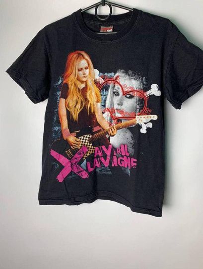 Streetwear Avril Lavigne 00s vintage official band t-shirt