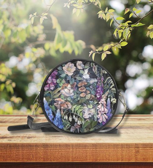 FLORAL CATS Round Crossbody Bag, Garden Cat Messenger Bag, Cat Mama gift, Flowers Shoulder Bag, Cottagecore Purse