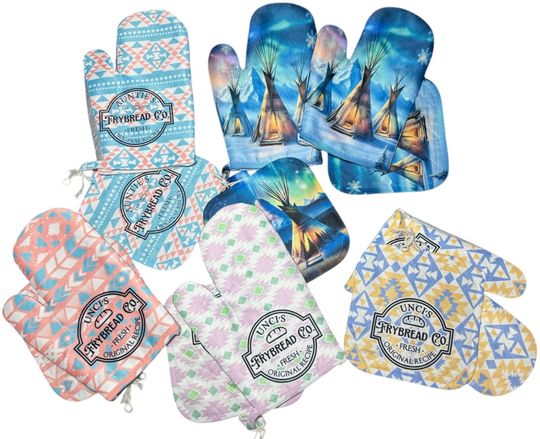 Native print oven mitt and pot holder