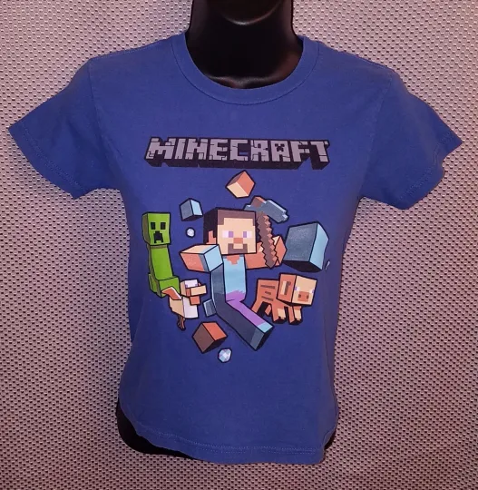 Discover Minecraft Run Away Blue Official Video Game T-Shirt - Youth Extra Small