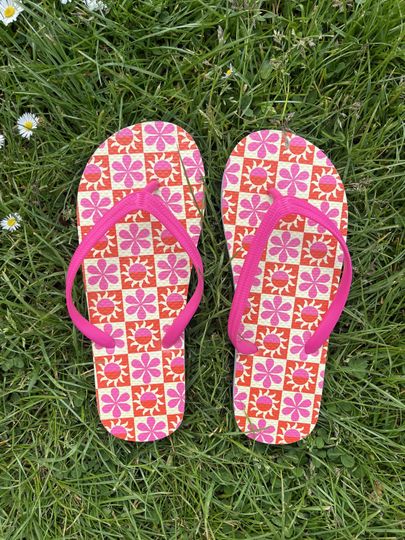 The Flower & The Sun - Flip Flops, White Soles and Pink Straps
