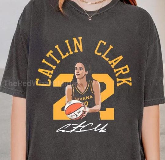 Caitlin Clark Vintage Basketball Graphic Women’s T-Shirt
