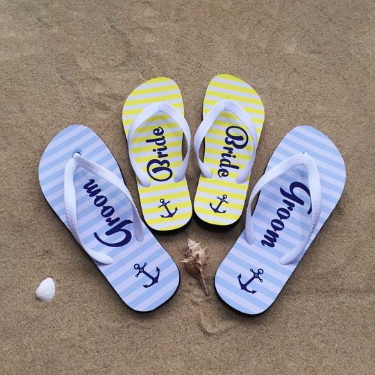 Beach Wedding Flip Flops, Just Married Flip Flops, Honeymoon Flip Flops, Bride Flip Flops, Groom Flip Flop
