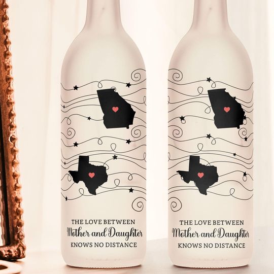 Personalized Love Knows No Distance Bottle Lamp, Happy Father Day Lamp, The Love Between Father And Daughters Knows No Distance Light