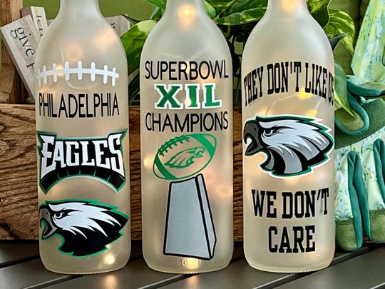 Philadelphia Eagles/football Football/Superbowl XIL/LED Wine Bottle Cork Light/They Don't Like Us We Don't Care/Sundays Are For The Birds