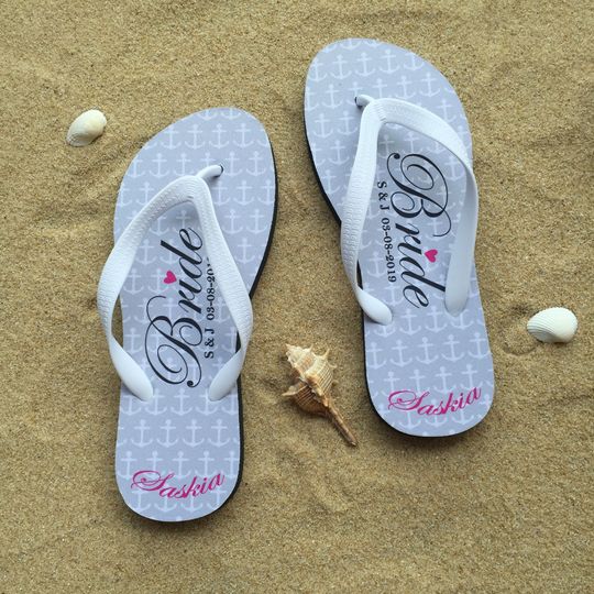 Bride flip flops, Custom flip flops, Bridal flip flops, Personalized flip flops, Wedding flip flops, Bride flip flops for wedding