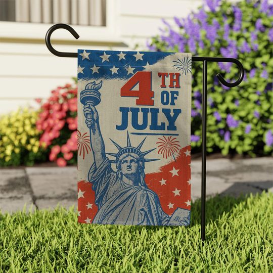 Statue of Liberty 4th of July Garden Flag, Patriotic Outdoor Decor with Stars and Fireworks