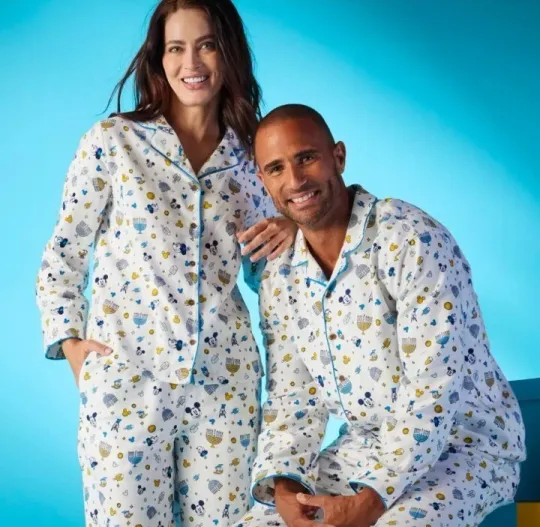 Disney Pajamas PJ's Hanukkah Mickey & Friends Adult Xs Holiday 2 Piece Set Sleep
