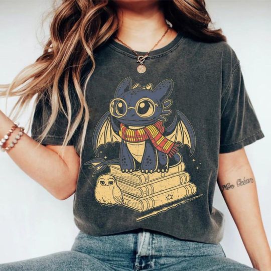 Toothless T-Shirt, Epic Universe Toothless Shirt, Toothless Gryff Shirt, Toothless Dragon Shirt, HTTYD Gryff Shirt, Epic Universe, HTTYD