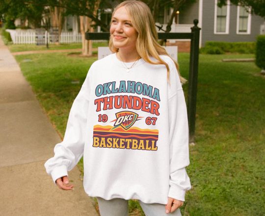 Vintage 90s Oklahoma City Thunder Crewneck Sweatshirt for Men and Women