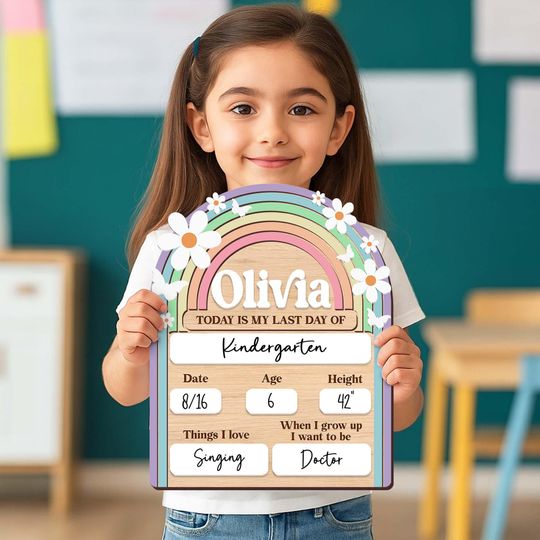 Customized Back to School Sign, First Day of School Sign, Last Day of School Sign, Back to School Photo, Custom Kids Daisy School Board Sign