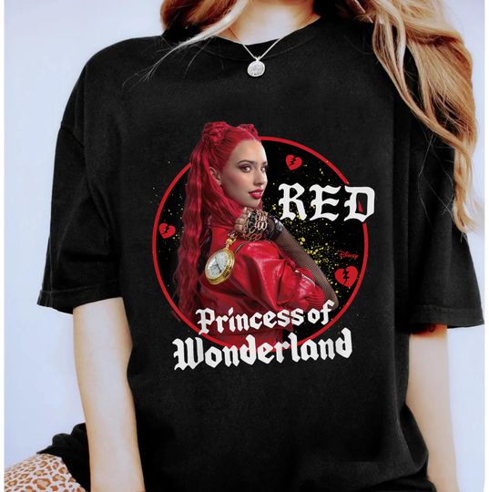 Disney Descendants 4 Red Princess Of Wonderland Broken Hearts T-Shirt, Disney World Disneyland Family Matching Tee, Animal Kingdom Shirt