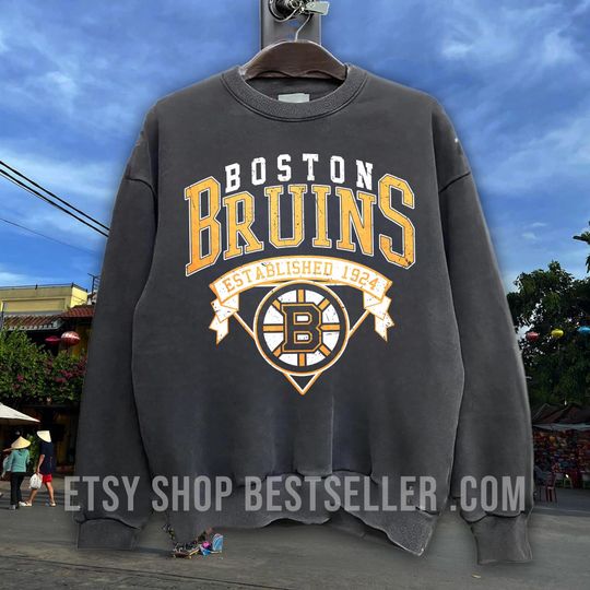 Boston Hockey Vintage Style Crewneck Comfort Colors Sweatshirt, Hockey T-Shirt, College Sweater, Hockey Fan Shirt, Boston Hockey Retro Shirt