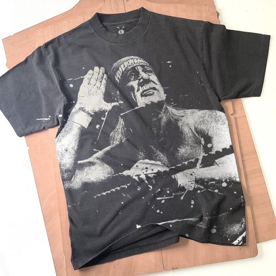 Hulk Hogan Vintage Style Wrestling T-Shirt – Unisex Tee for Fans
