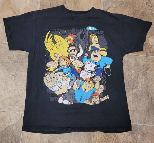 Y2K Family Guy Shirt – Major Characters & Chicken Graphic Tee