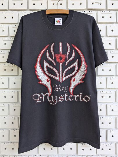 Vintage Rey Mysterio Wrestling Tee 2002 – Mexican Luchador Shirt