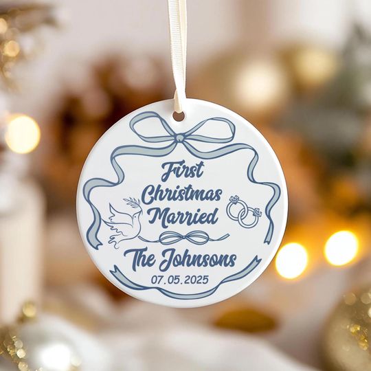 Personalized Married Ornament Gift, Custom First Christmas Ornament,1st Anniversary Gift