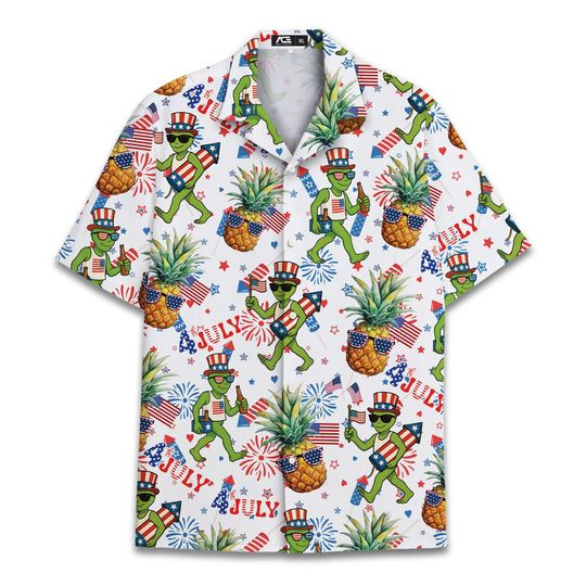 Pineapple Alien Independence Day Hawaiian Shirt For Men Funny Alien USA Flag Pattern Short Sleeve Button Down Shirt Men Hawaiian Shirts