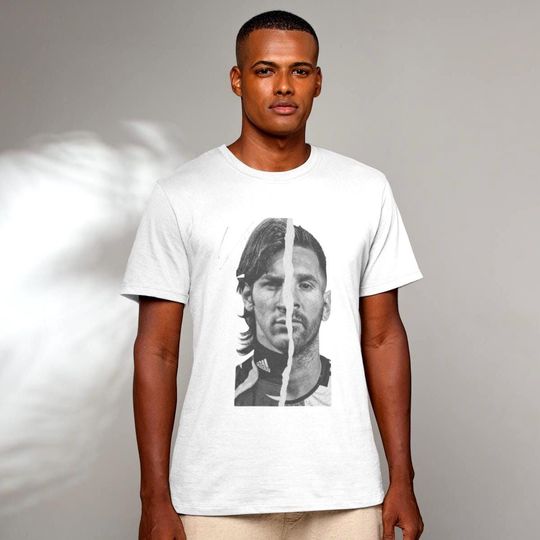 Lionel Messi Barcelona GOAT Soccer T-shirt for Fans