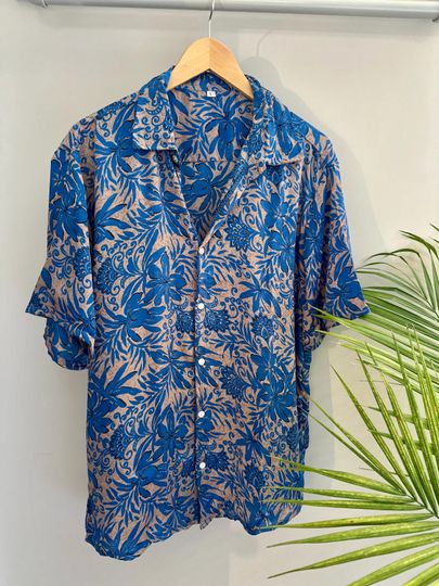Mens Silk Short Sleeve Button Down Shirt - Lightweight Printed Sari Fabric, Summer Casual Shirt, Breathable & Unique