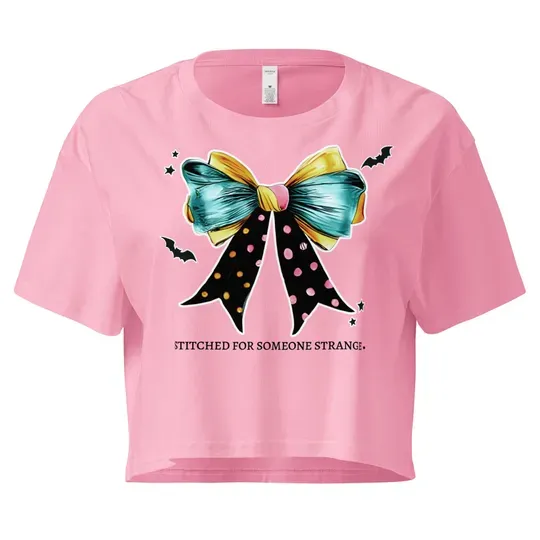 Romance Christmas Nightmare, Spooky-Cute Bow Cropped T-Shirt