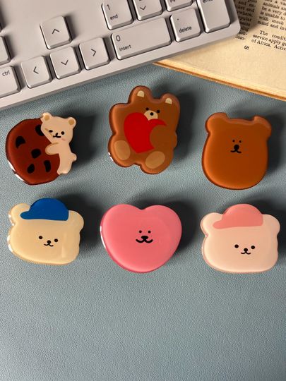 Magnetic Cartoon Bear Phone Grip Universal Smartphone Stand Holder Animal Lover Gift