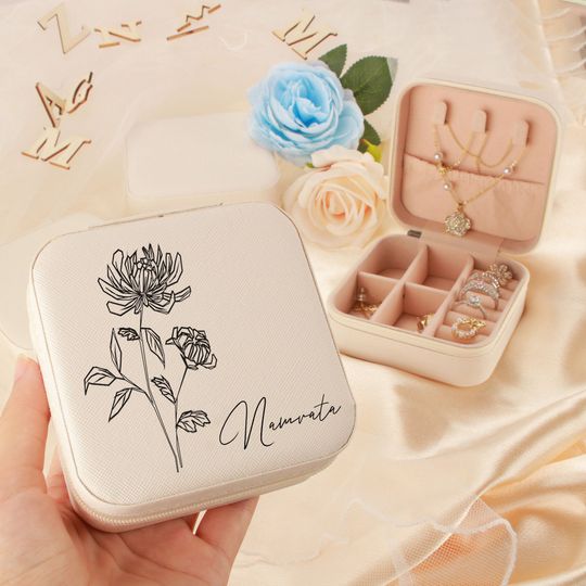 Personalized Birth Flower Jewelry Case with Name - Travel & Bridesmaid Gift
