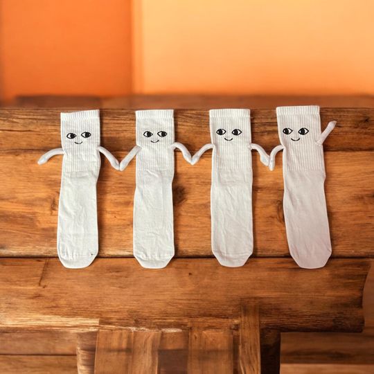 Magnetic Love Socks - Valentine's Day Gift for Couples - Holding Hands Magnetic Socks - Novelty Socks - Summer Socks