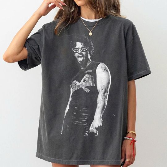 Vintage Jonas Brothers Shirt, 20th Anniversary Of Jonas Shirt, Living The Dream Tour 2025 Shirt, Jonas Tour Gift, Joecation Eyes Tour Shirt