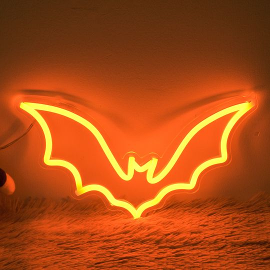 Halloween Bat Neon Sign, Flying Mini Bat Decor, Wall Art for Parties, Neon Love Light, Halloween Home Decor