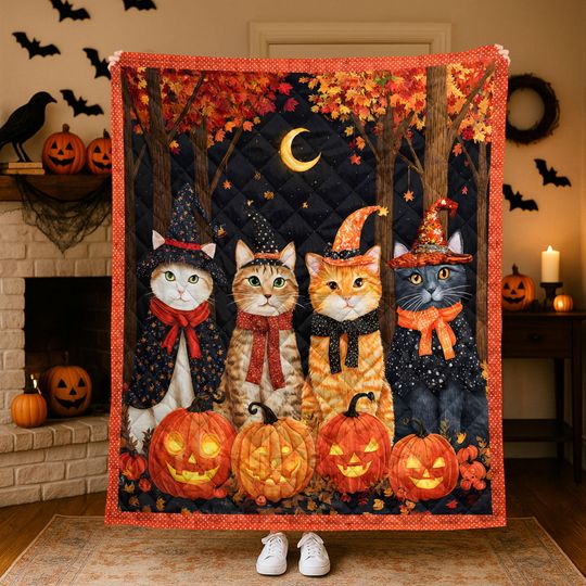 Halloween Cats Quilt Blanket, Cozy Witch Cat Throw, Spooky Pumpkin Blanket, Fall Home Decor, Cat Lover Halloween Gift, Witchy Cat Quilt
