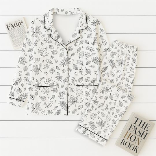 Vintage Fall Leaf Pajamas Set, Autumn Season Sleepwear, Cozy Nature Nightwear