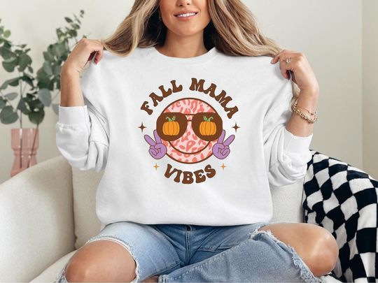 Fall Mama Vibes Sweatshirt, Fall Vibes Sweater, Smiley Face Pumpkin Mama Sweater, Retro Thanksgiving Fall Vibes Sweat